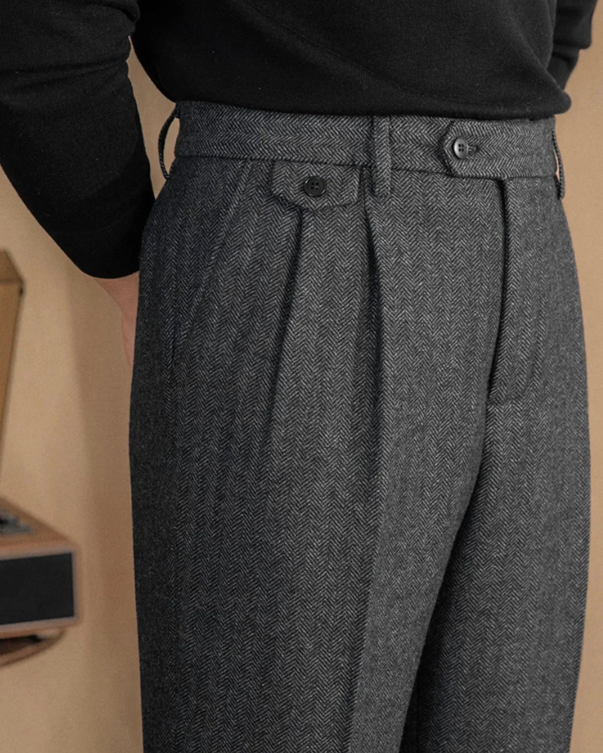 Gray / 34